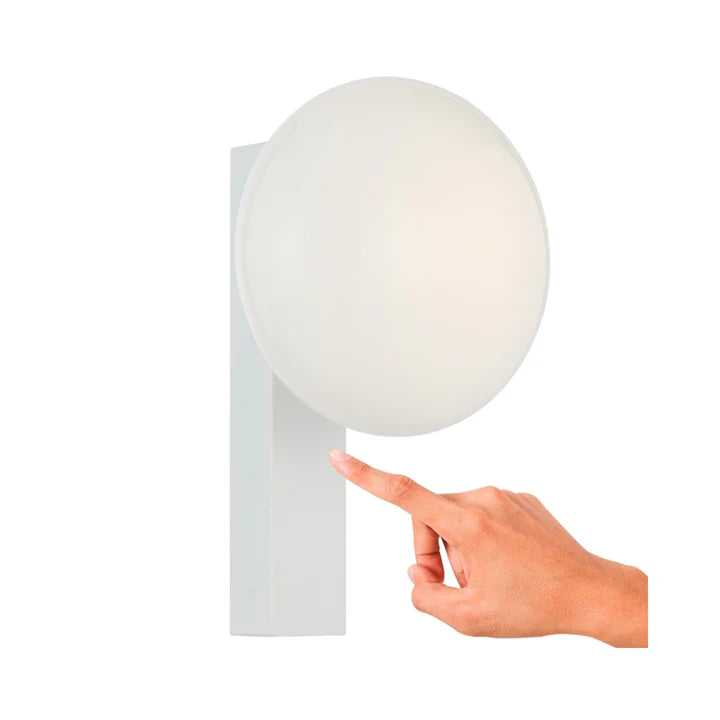 Skyla Touch Wall Light